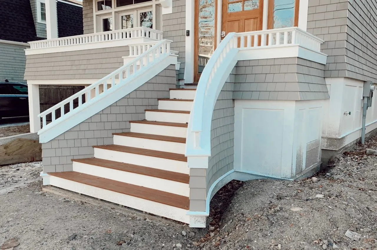 front deck with stairs